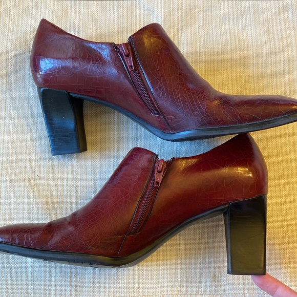 FRANCO SARTO Alta II Cherry Red Heels. Size 7 - Picture 3 of 7